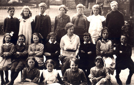 Mrs Waghorn's 1920 class